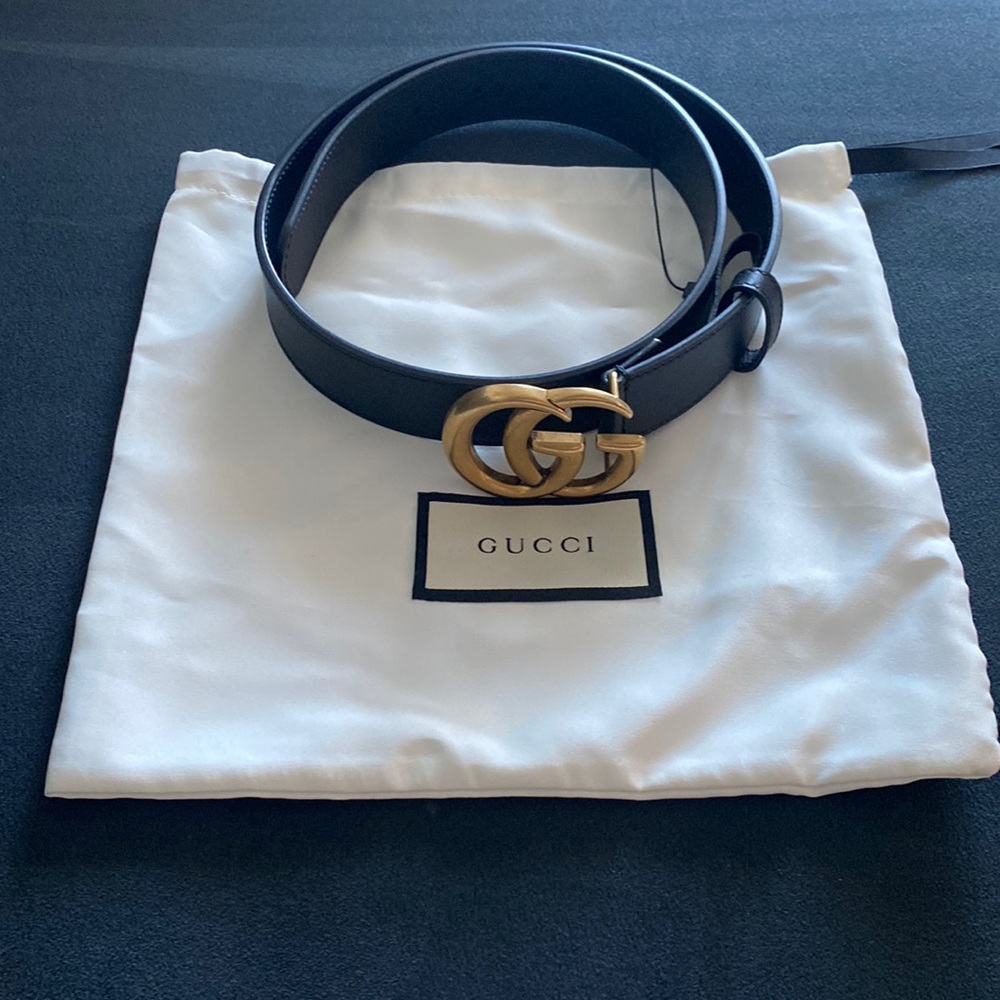 Authentic Black leather Gucci belt